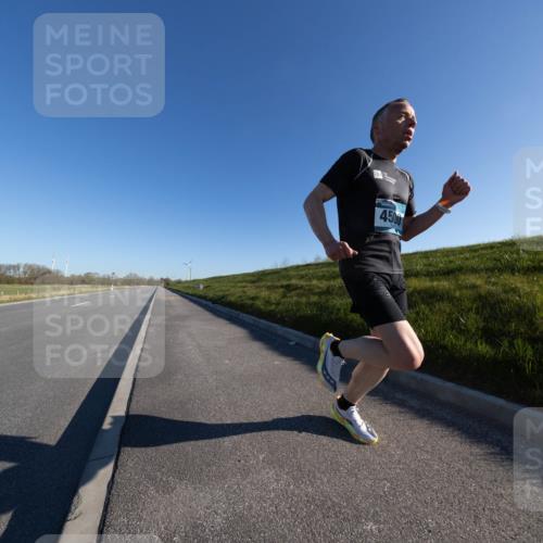 06.04.2025 - 44. Internationalen Wilhelmsburger Insellauf Michael Strokosch http://msf.ph/oto/7625132 06.04.2025 09:16:18 Laufen 4500 meine-sportfotos.de