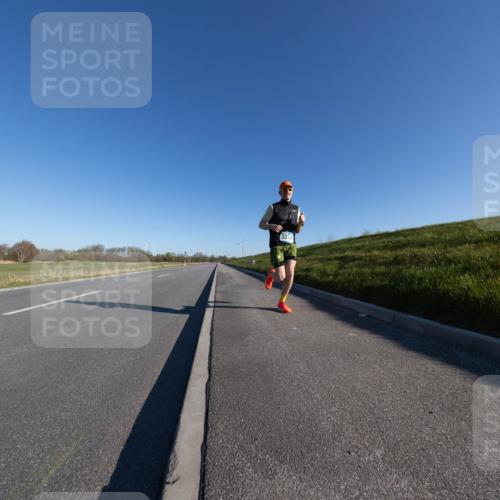 06.04.2025 - 44. Internationalen Wilhelmsburger Insellauf Michael Strokosch http://msf.ph/oto/7625134 06.04.2025 09:16:28 Laufen  meine-sportfotos.de