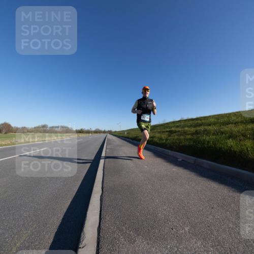 06.04.2025 - 44. Internationalen Wilhelmsburger Insellauf Michael Strokosch http://msf.ph/oto/7625135 06.04.2025 09:16:28 Laufen 3214 meine-sportfotos.de
