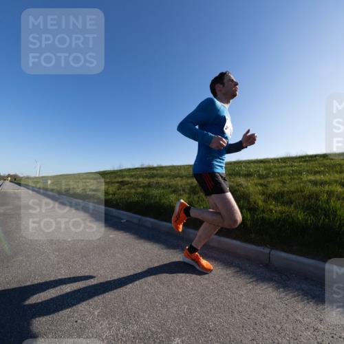 06.04.2025 - 44. Internationalen Wilhelmsburger Insellauf Michael Strokosch http://msf.ph/oto/7625157 06.04.2025 09:16:49 Laufen  meine-sportfotos.de