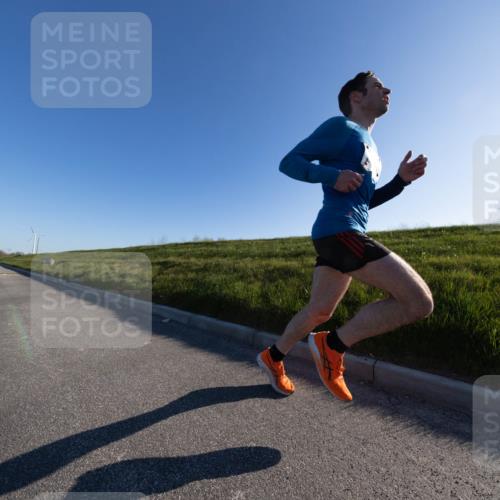 06.04.2025 - 44. Internationalen Wilhelmsburger Insellauf Michael Strokosch http://msf.ph/oto/7625158 06.04.2025 09:16:49 Laufen  meine-sportfotos.de