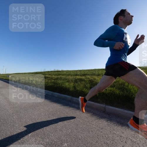 06.04.2025 - 44. Internationalen Wilhelmsburger Insellauf Michael Strokosch http://msf.ph/oto/7625159 06.04.2025 09:16:49 Laufen  meine-sportfotos.de