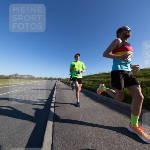 06.04.2025 - 44. Internationalen Wilhelmsburger Insellauf Michael Strokosch http://msf.ph/oto/7625183 06.04.2025 09:17:10 Laufen  meine-sportfotos.de
