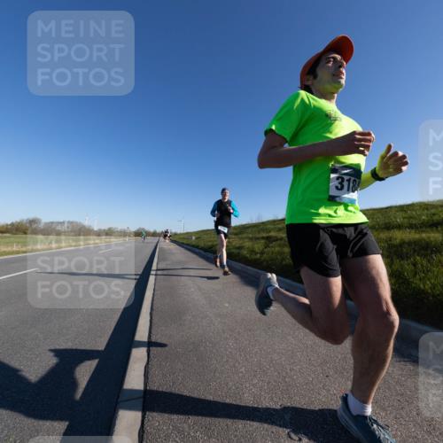 06.04.2025 - 44. Internationalen Wilhelmsburger Insellauf Michael Strokosch http://msf.ph/oto/7625190 06.04.2025 09:17:10 Laufen 3184 meine-sportfotos.de