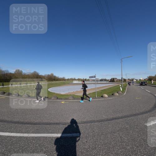 06.04.2025 - 44. Internationalen Wilhelmsburger Insellauf Michael Strokosch http://msf.ph/oto/7625200 06.04.2025 10:12:54 Laufen  meine-sportfotos.de