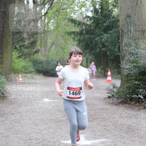 13.04.2025 - Hammer Lauf Jannik Wohlers http://msf.ph/oto/7625992 13.04.2025 08:23:30 Laufen 1469 meine-sportfotos.de
