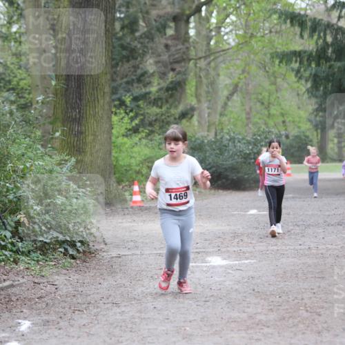 13.04.2025 - Hammer Lauf Jannik Wohlers http://msf.ph/oto/7626002 13.04.2025 08:23:28 Laufen 1469, 1171, 1187 meine-sportfotos.de