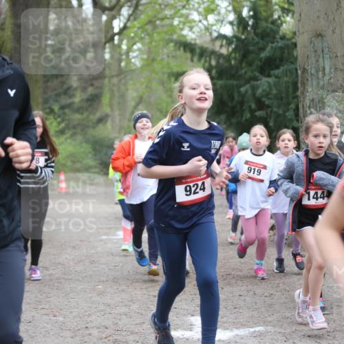 13.04.2025 - Hammer Lauf Jannik Wohlers http://msf.ph/oto/7626192 13.04.2025 08:22:34 Laufen 15, 924, 919, 1444, 886 meine-sportfotos.de