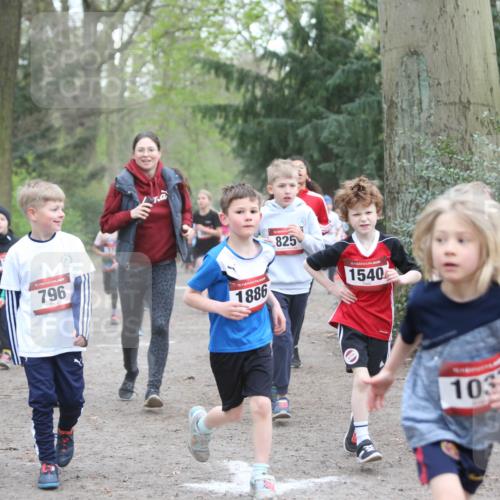 13.04.2025 - Hammer Lauf Jannik Wohlers http://msf.ph/oto/7626406 13.04.2025 08:21:39 Laufen 15, 845, 15, 796, 15, 1886, 825, 1540, 527, 1033 meine-sportfotos.de