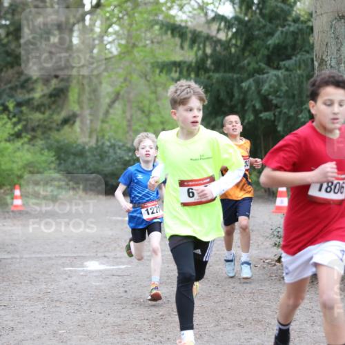 13.04.2025 - Hammer Lauf Jannik Wohlers http://msf.ph/oto/7626728 13.04.2025 08:20:22 Laufen 1221, 15, 6, 92, 1806 meine-sportfotos.de