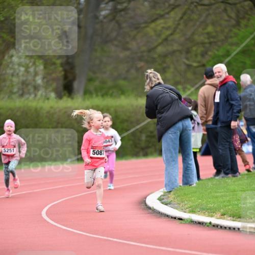 13.04.2025 - Hammer Lauf Dr. Thomas Lammeyer http://msf.ph/oto/7626801 13.04.2025 09:01:41 Laufen 5251, 5087, 043 meine-sportfotos.de