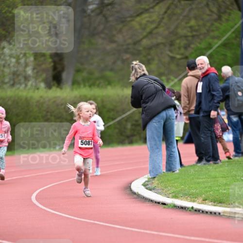 13.04.2025 - Hammer Lauf Dr. Thomas Lammeyer http://msf.ph/oto/7626802 13.04.2025 09:01:41 Laufen 251, 5087 meine-sportfotos.de