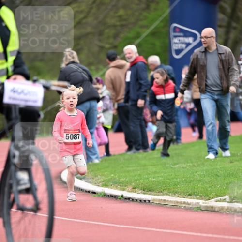 13.04.2025 - Hammer Lauf Dr. Thomas Lammeyer http://msf.ph/oto/7626816 13.04.2025 09:01:42 Laufen 400, 15, 5087 meine-sportfotos.de