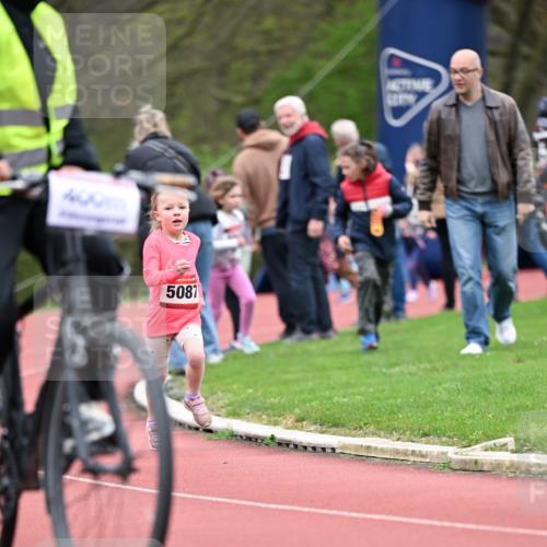 13.04.2025 - Hammer Lauf Dr. Thomas Lammeyer http://msf.ph/oto/7626817 13.04.2025 09:01:42 Laufen 400, 5081 meine-sportfotos.de