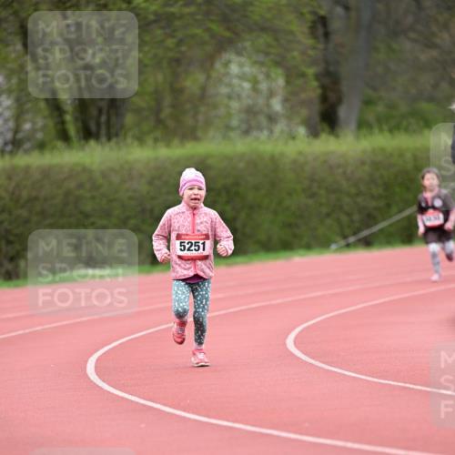 13.04.2025 - Hammer Lauf Dr. Thomas Lammeyer http://msf.ph/oto/7626820 13.04.2025 09:01:43 Laufen 15, 5251 meine-sportfotos.de