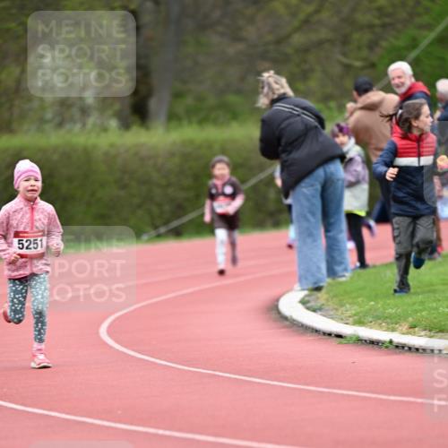 13.04.2025 - Hammer Lauf Dr. Thomas Lammeyer http://msf.ph/oto/7626825 13.04.2025 09:01:44 Laufen 5251 meine-sportfotos.de