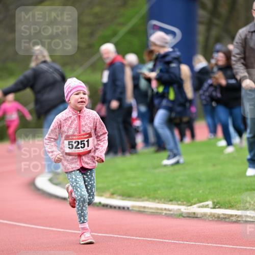 13.04.2025 - Hammer Lauf Dr. Thomas Lammeyer http://msf.ph/oto/7626835 13.04.2025 09:01:46 Laufen 15, 5251 meine-sportfotos.de