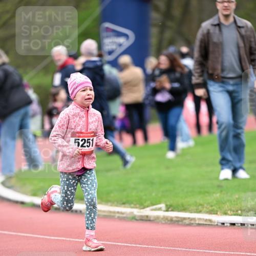13.04.2025 - Hammer Lauf Dr. Thomas Lammeyer http://msf.ph/oto/7626838 13.04.2025 09:01:46 Laufen 15, 5251 meine-sportfotos.de