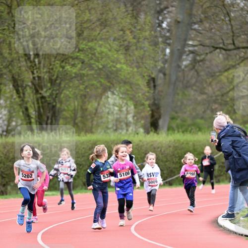 13.04.2025 - Hammer Lauf Dr. Thomas Lammeyer http://msf.ph/oto/7626858 13.04.2025 09:01:50 Laufen 5051, 5202, 532, 5106, 5098, 5009 meine-sportfotos.de