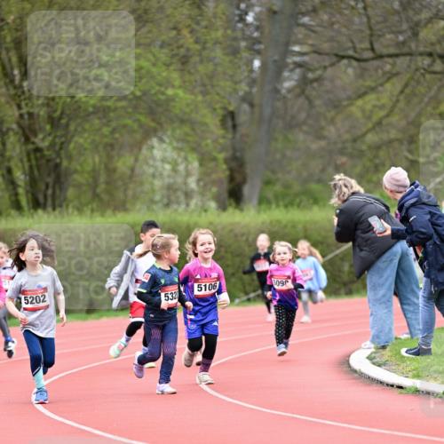 13.04.2025 - Hammer Lauf Dr. Thomas Lammeyer http://msf.ph/oto/7626867 13.04.2025 09:01:51 Laufen 5202, 5106, 5098, 532 meine-sportfotos.de