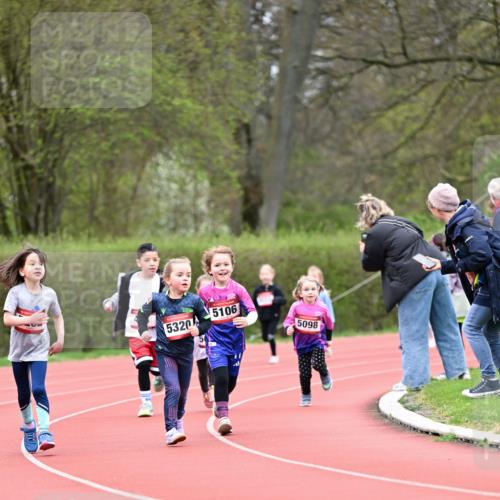 13.04.2025 - Hammer Lauf Dr. Thomas Lammeyer http://msf.ph/oto/7626869 13.04.2025 09:01:51 Laufen 5106, 5320, 5098 meine-sportfotos.de
