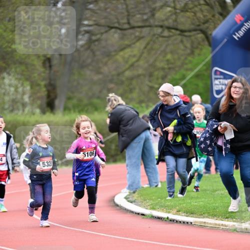 13.04.2025 - Hammer Lauf Dr. Thomas Lammeyer http://msf.ph/oto/7626877 13.04.2025 09:01:52 Laufen 4, 5320, 5106, 1905 meine-sportfotos.de