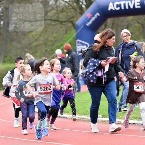 13.04.2025 - Hammer Lauf Dr. Thomas Lammeyer http://msf.ph/oto/7626901 13.04.2025 09:01:55 Laufen 53, 1, 5202, 3, 15, 5030 meine-sportfotos.de