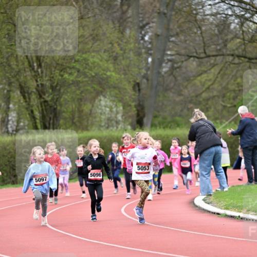 13.04.2025 - Hammer Lauf Dr. Thomas Lammeyer http://msf.ph/oto/7626928 13.04.2025 09:01:59 Laufen 5097, 1317, 5096, 5053, 5001 meine-sportfotos.de