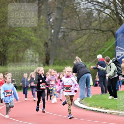 13.04.2025 - Hammer Lauf Dr. Thomas Lammeyer http://msf.ph/oto/7626936 13.04.2025 09:02:00 Laufen 5096, 5097, 5118, 5053 meine-sportfotos.de
