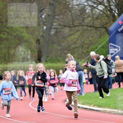 13.04.2025 - Hammer Lauf Dr. Thomas Lammeyer http://msf.ph/oto/7626939 13.04.2025 09:02:00 Laufen 5096, 5097, 53 meine-sportfotos.de