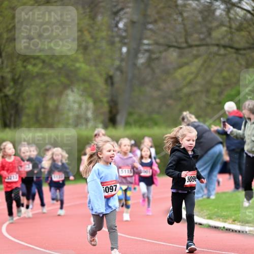 13.04.2025 - Hammer Lauf Dr. Thomas Lammeyer http://msf.ph/oto/7626948 13.04.2025 09:02:01 Laufen 5097, 5115, 5096 meine-sportfotos.de
