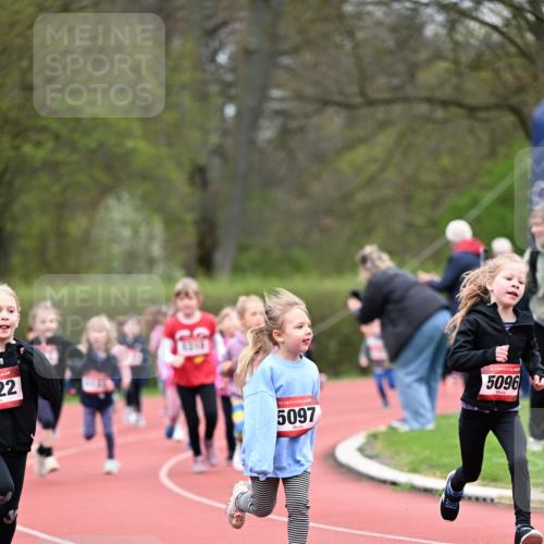 13.04.2025 - Hammer Lauf Dr. Thomas Lammeyer http://msf.ph/oto/7626953 13.04.2025 09:02:02 Laufen 8, 22, 3318, 15, 5097, 15, 5096 meine-sportfotos.de