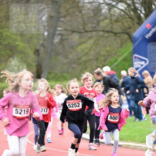 13.04.2025 - Hammer Lauf Dr. Thomas Lammeyer http://msf.ph/oto/7626977 13.04.2025 09:02:05 Laufen 5219, 212, 5252, 10, 5001 meine-sportfotos.de