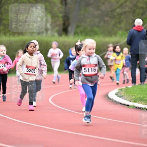 13.04.2025 - Hammer Lauf Dr. Thomas Lammeyer http://msf.ph/oto/7627015 13.04.2025 09:02:12 Laufen 5225, 5205, 5116, 50 meine-sportfotos.de