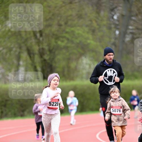 13.04.2025 - Hammer Lauf Dr. Thomas Lammeyer http://msf.ph/oto/7627078 13.04.2025 09:02:21 Laufen 5228, 5076 meine-sportfotos.de
