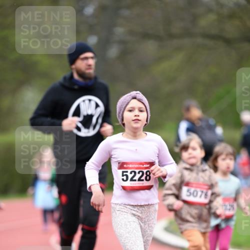 13.04.2025 - Hammer Lauf Dr. Thomas Lammeyer http://msf.ph/oto/7627093 13.04.2025 09:02:23 Laufen 15, 5228, 5076, 17128 meine-sportfotos.de