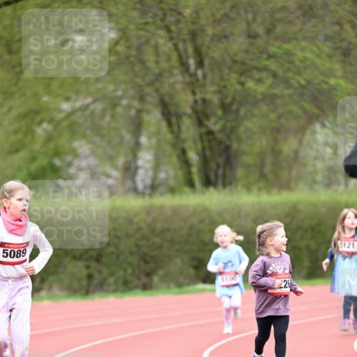 13.04.2025 - Hammer Lauf Dr. Thomas Lammeyer http://msf.ph/oto/7627095 13.04.2025 09:02:23 Laufen 15, 5089, 100, 26, 5121 meine-sportfotos.de