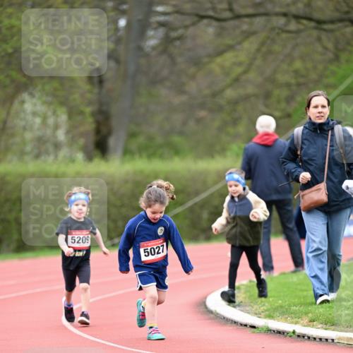 13.04.2025 - Hammer Lauf Dr. Thomas Lammeyer http://msf.ph/oto/7627172 13.04.2025 09:02:33 Laufen 5209, 15, 5027 meine-sportfotos.de