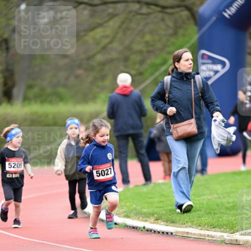 13.04.2025 - Hammer Lauf Dr. Thomas Lammeyer http://msf.ph/oto/7627179 13.04.2025 09:02:33 Laufen 5209, 15, 5027 meine-sportfotos.de