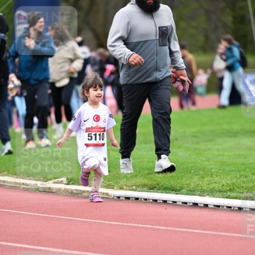 13.04.2025 - Hammer Lauf Dr. Thomas Lammeyer http://msf.ph/oto/7627298 13.04.2025 09:02:50 Laufen 15, 5110 meine-sportfotos.de