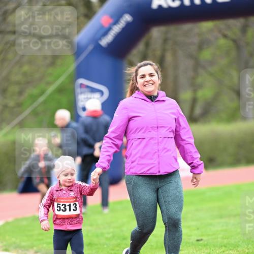 13.04.2025 - Hammer Lauf Dr. Thomas Lammeyer http://msf.ph/oto/7627522 13.04.2025 09:03:50 Laufen 15, 5313 meine-sportfotos.de