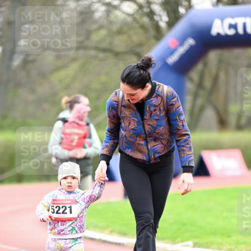 13.04.2025 - Hammer Lauf Dr. Thomas Lammeyer http://msf.ph/oto/7627538 13.04.2025 09:04:34 Laufen 5221 meine-sportfotos.de