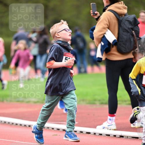 13.04.2025 - Hammer Lauf Dr. Thomas Lammeyer http://msf.ph/oto/7627670 13.04.2025 09:10:15 Laufen 15, 5 meine-sportfotos.de