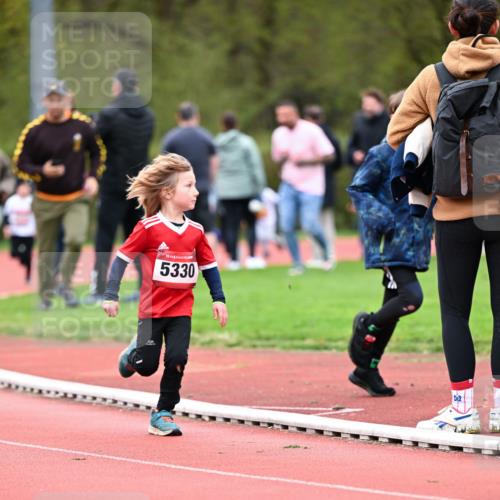 13.04.2025 - Hammer Lauf Dr. Thomas Lammeyer http://msf.ph/oto/7627732 13.04.2025 09:10:27 Laufen 15, 5330 meine-sportfotos.de