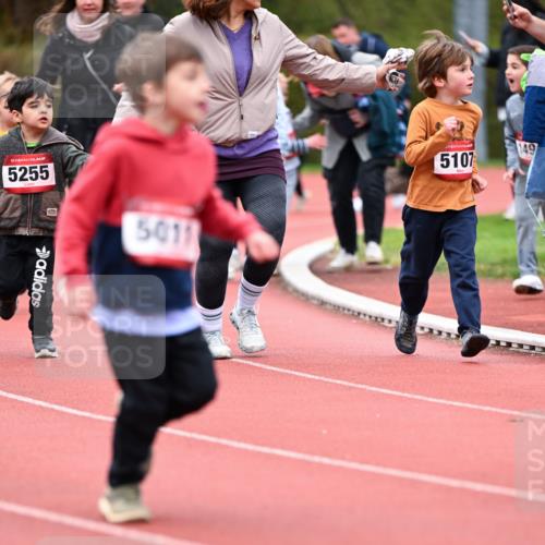 13.04.2025 - Hammer Lauf Dr. Thomas Lammeyer http://msf.ph/oto/7627808 13.04.2025 09:10:40 Laufen 15, 5255, 5011, 5107, 149 meine-sportfotos.de