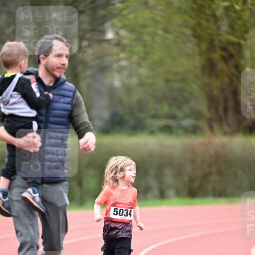 13.04.2025 - Hammer Lauf Dr. Thomas Lammeyer http://msf.ph/oto/7628118 13.04.2025 09:11:50 Laufen 15, 5034 meine-sportfotos.de