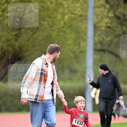 13.04.2025 - Hammer Lauf Dr. Thomas Lammeyer http://msf.ph/oto/7628145 13.04.2025 09:11:58 Laufen 15, 1232 meine-sportfotos.de