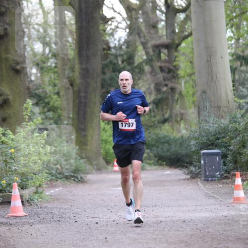 13.04.2025 - Hammer Lauf Jannik Wohlers http://msf.ph/oto/7631872 13.04.2025 10:28:46 Laufen 1797 meine-sportfotos.de