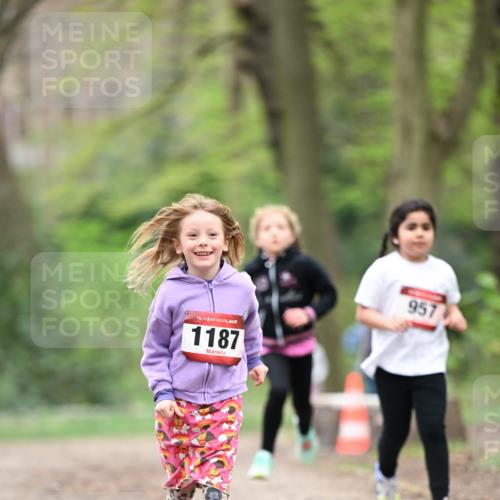 13.04.2025 - Hammer Lauf Dr. Thomas Lammeyer http://msf.ph/oto/7634491 13.04.2025 09:26:32 Laufen 15, 1187, 957 meine-sportfotos.de