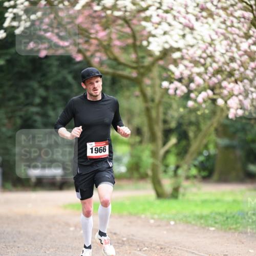 13.04.2025 - Hammer Lauf Dr. Thomas Lammeyer http://msf.ph/oto/7635232 13.04.2025 10:04:16 Laufen 120, 1966 meine-sportfotos.de